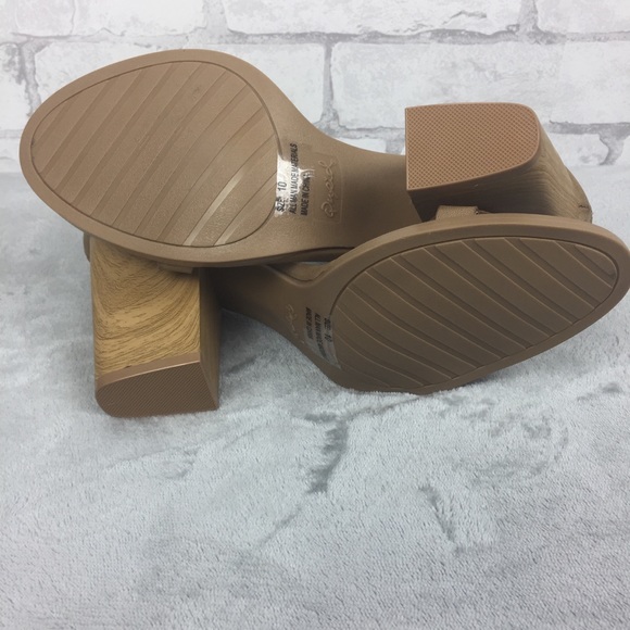 Qupid Tan Chiunky Heel Ankle Strap Sandal Size 10 - Picture 6 of 8